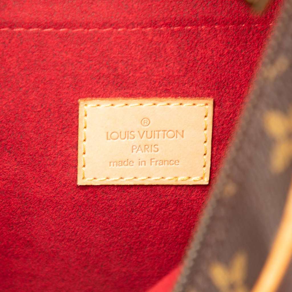 Louis Vuitton Monogram Croissant GM - Side view
