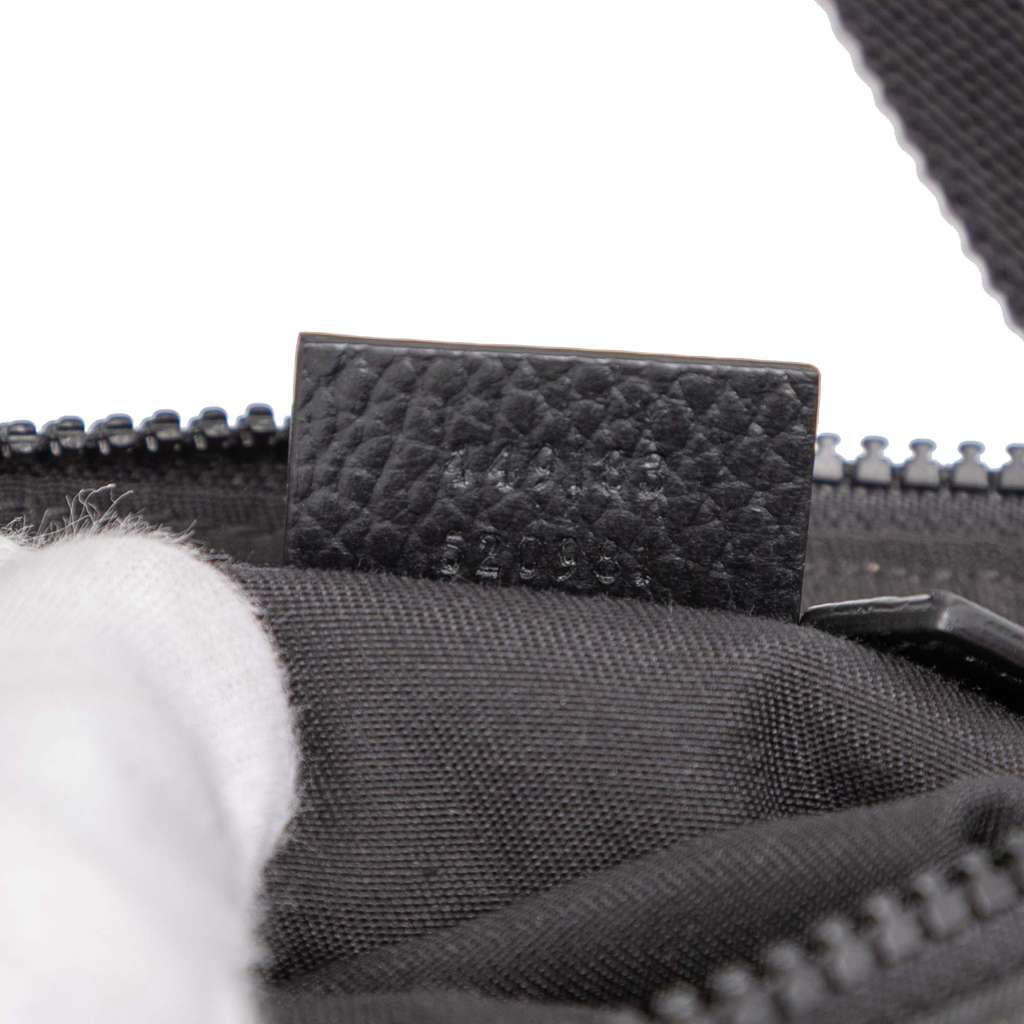 Gucci GG Nylon Web Crossbody - Detail 1