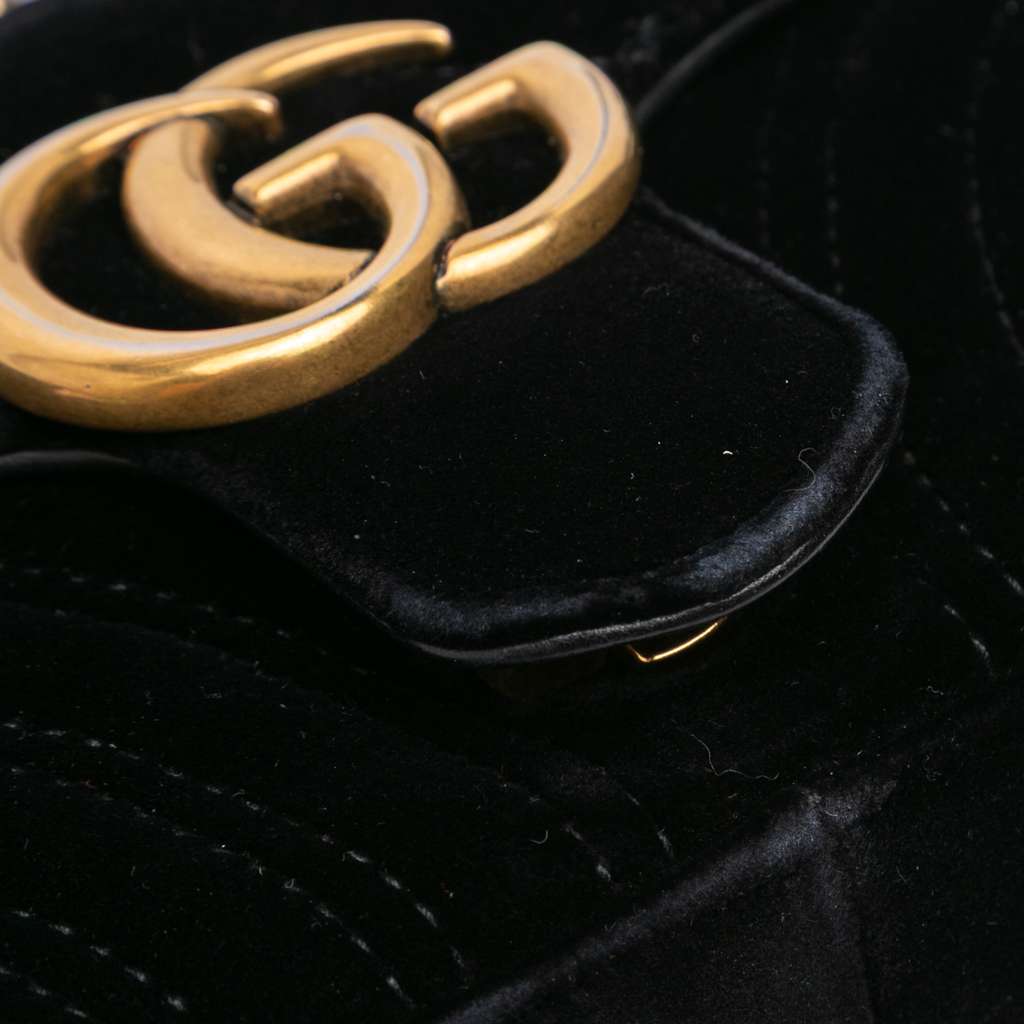 Gucci Small GG Marmont Matelasse Velvet Shoulder Bag - Image 10