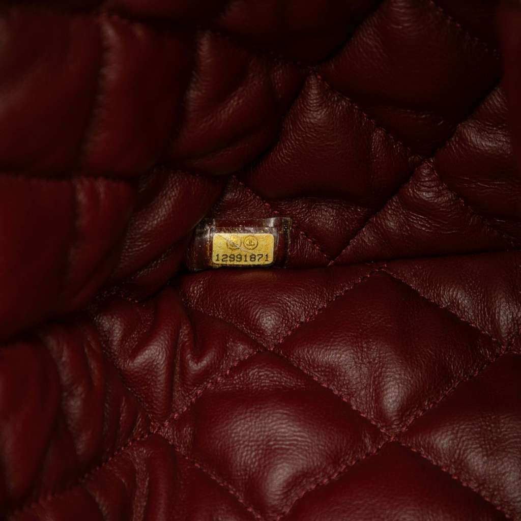 Chanel Medium Lambskin Coco Cocoon Tote - Detail 1