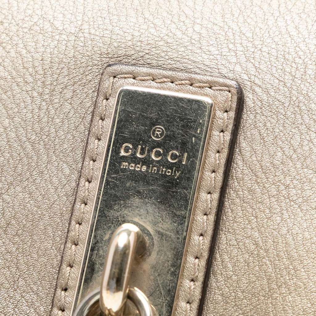 Gucci GG Canvas Bella Flap Satchel - Detail 2