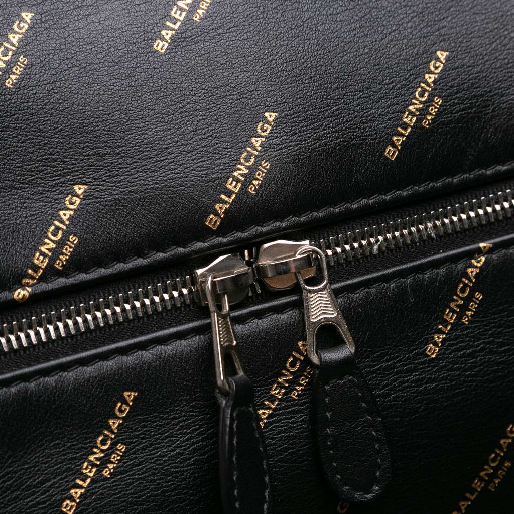Balenciaga M Lambskin Allover Logo Bazar Shopper Satchel - Detail 2