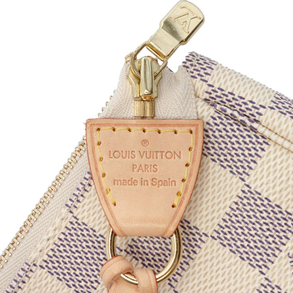 Louis Vuitton Damier Azur Pochette Accessoires - Side view