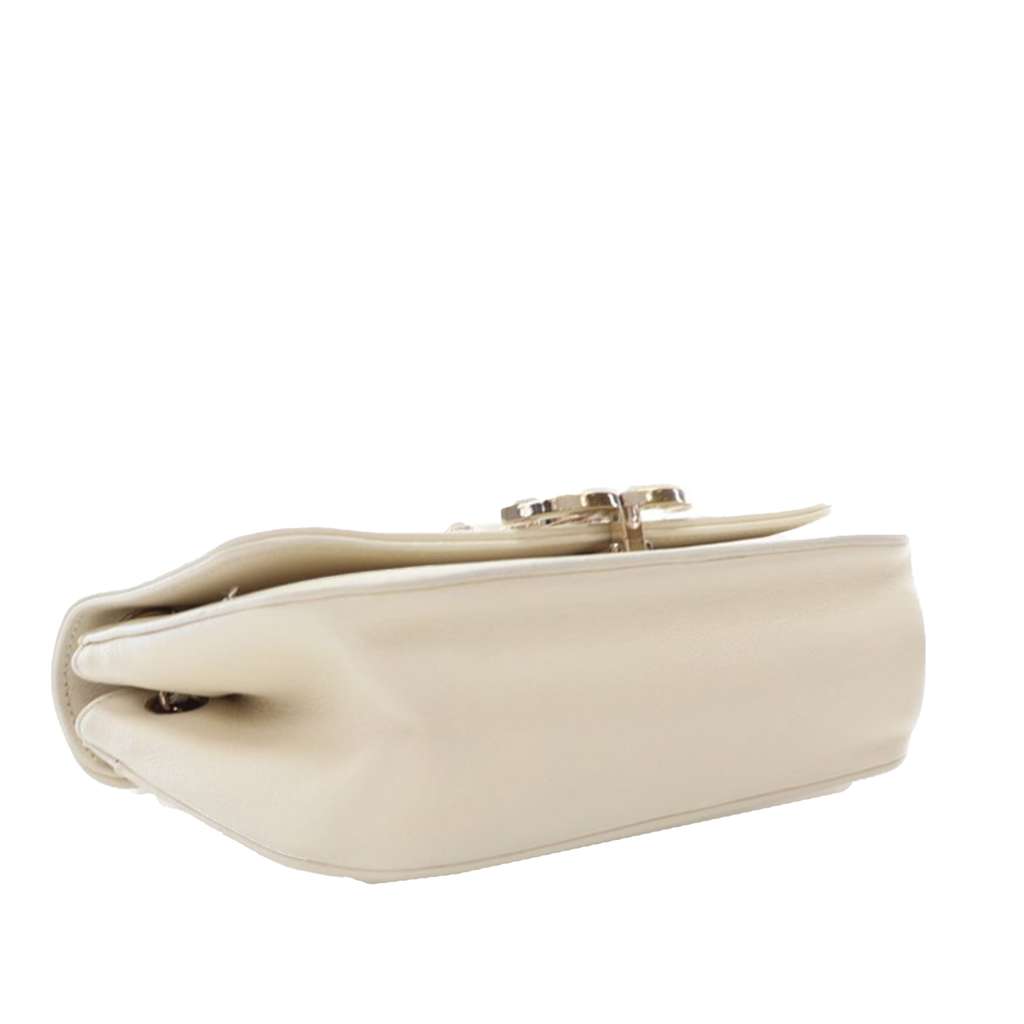 Chanel Small CC Chevron Sheepskin Subtle Flap - Detail 1