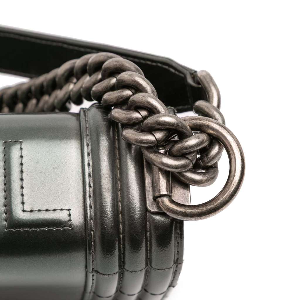 Chanel Old Medium Metallic Lambskin Boy Reverso Flap - Image 15