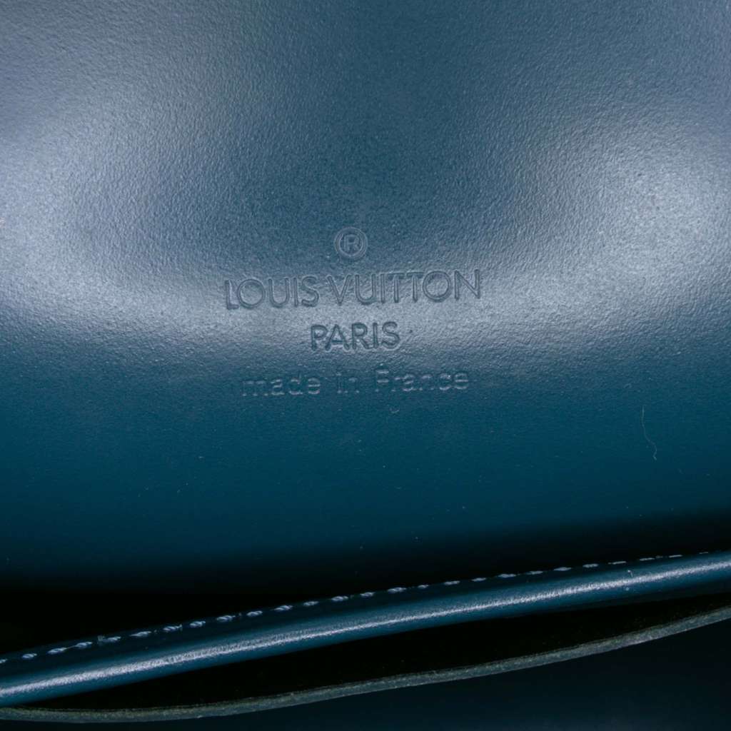 Louis Vuitton Damier Vernis Cabaret - Side view