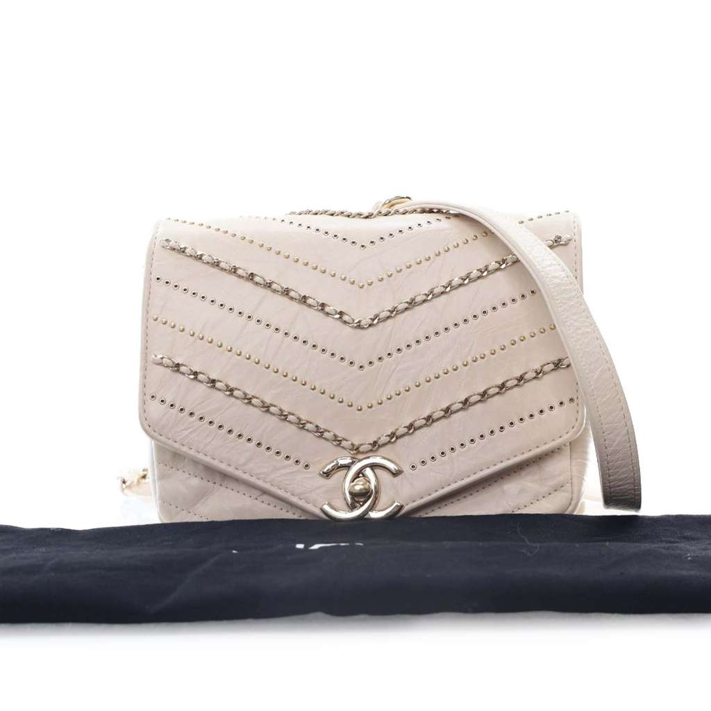 Chanel Mini Chevron Crinkled Calfskin Embellished Envelope Flap - Image 17