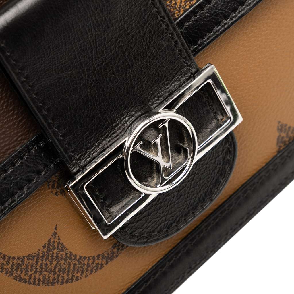 Louis Vuitton Monogram Reverse Giant Dauphine MM - Detail 2