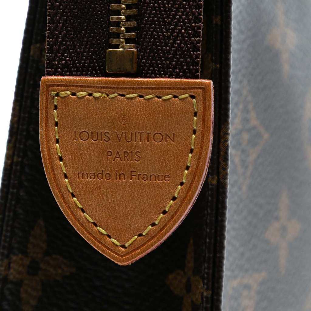 Louis Vuitton Monogram Toiletry Pouch 26 - Side view