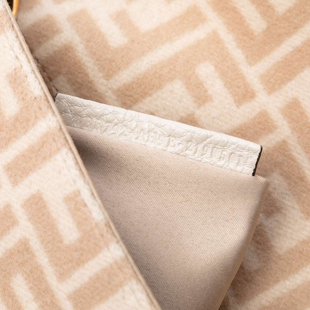 Fendi Zucca Wool Selleria Baguette - Detail 1