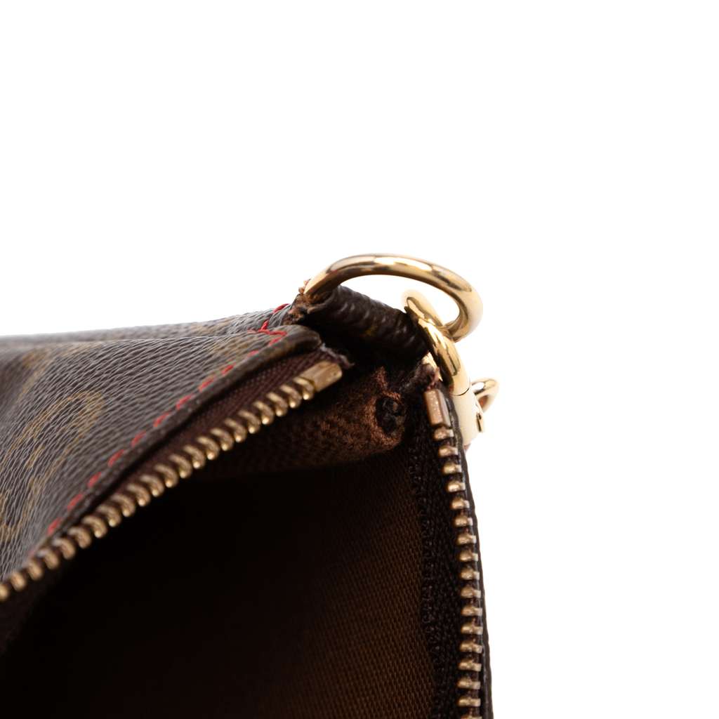 Louis Vuitton Takashi Murakami Monogram Cherry Pochette Accessoires - Detail 2