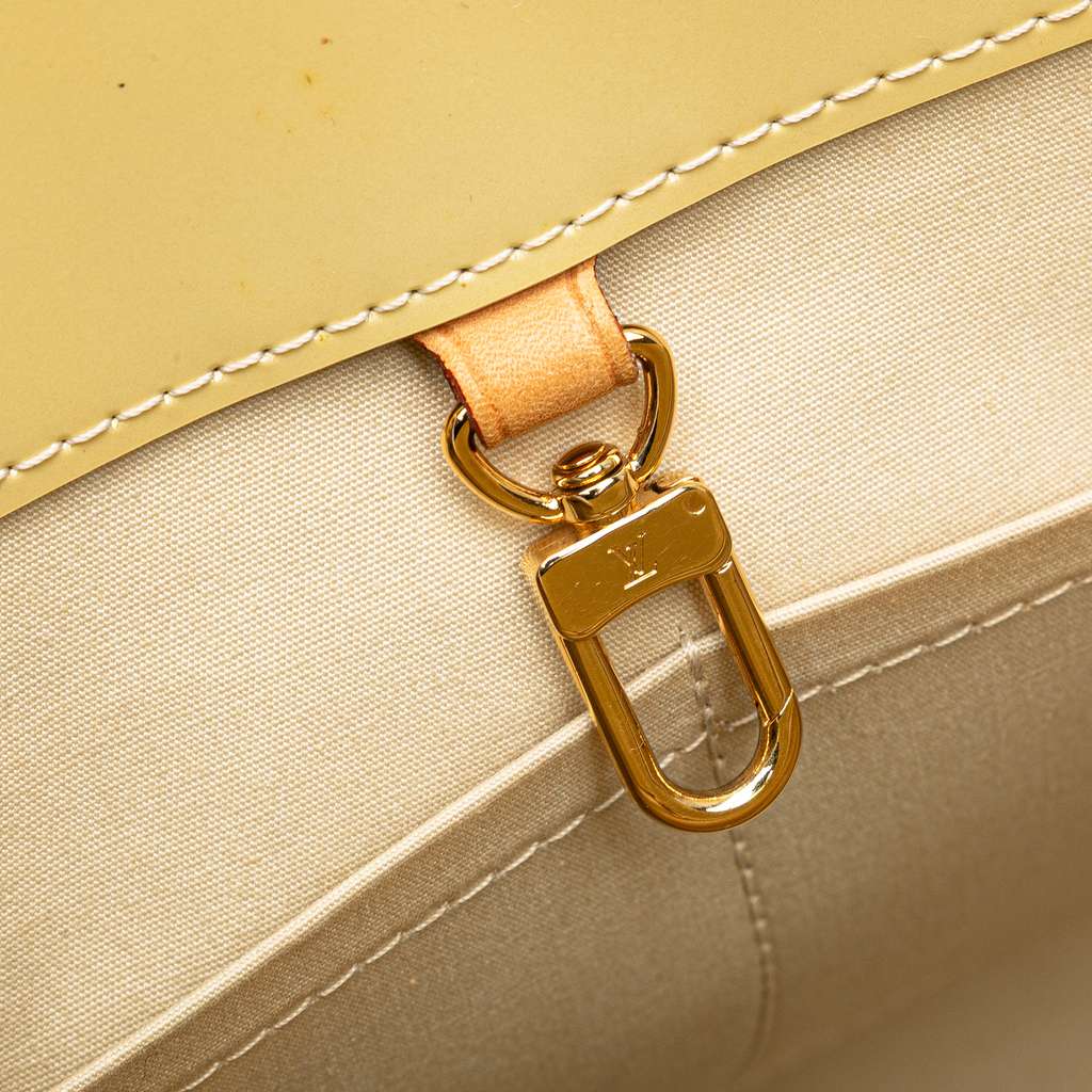 Louis Vuitton Monogram Vernis Catalina East West - Image 10