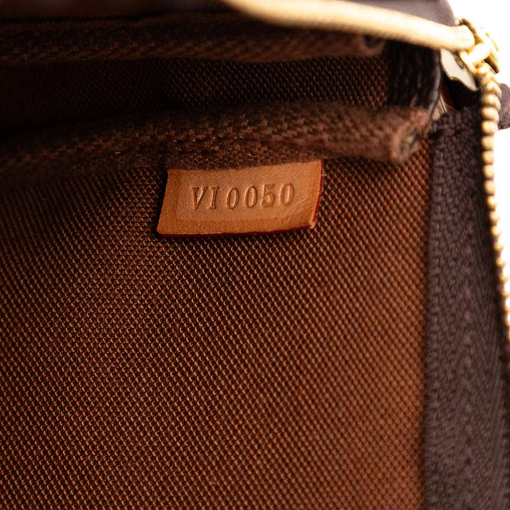 Louis Vuitton Monogram Pochette Accessoires - Detail 1