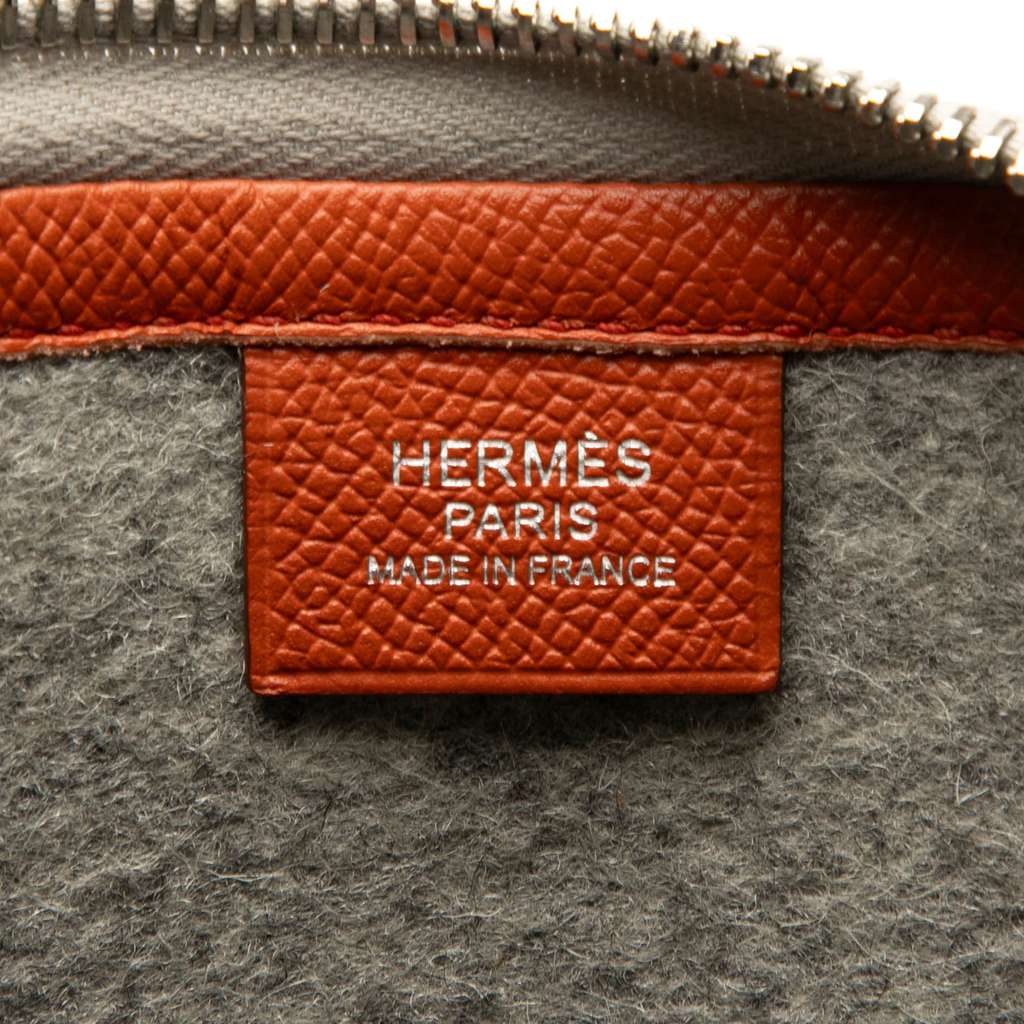 Hermès Epsom and Felt Toodoo 37 - Side view
