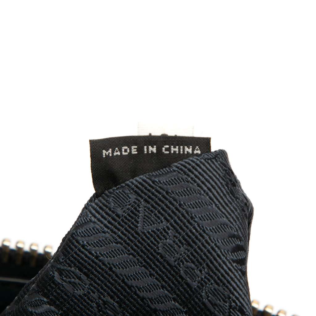 Prada Vitello Daino Zip Top Satchel - Detail 1