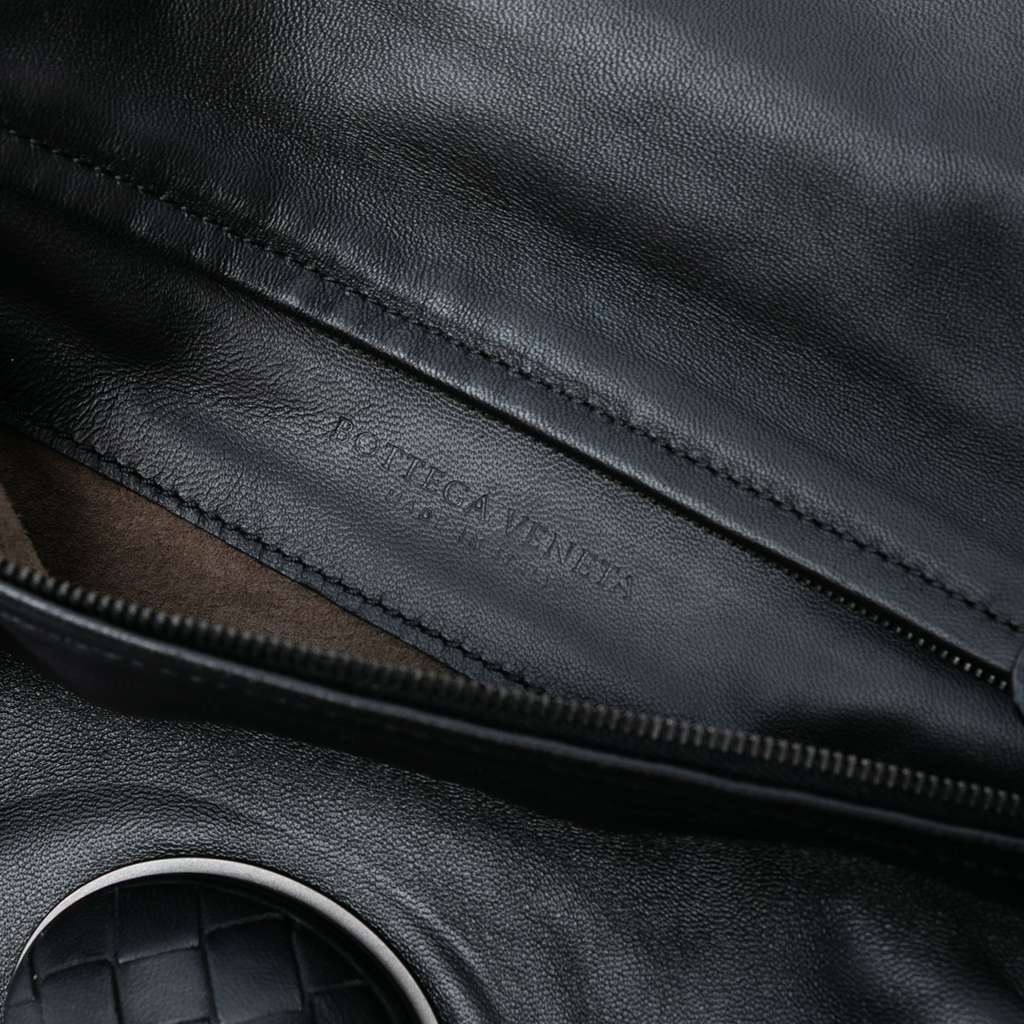 Bottega Veneta Nappa Intrecciato Turn Lock Clutch - Side view