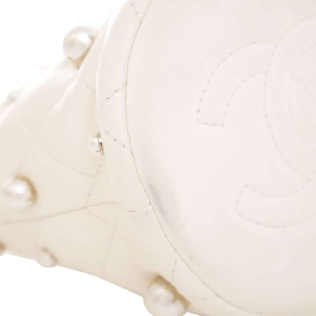 Chanel Mini Quilted Lambskin About Pearls Drawstring Bucket Bag - Image 11