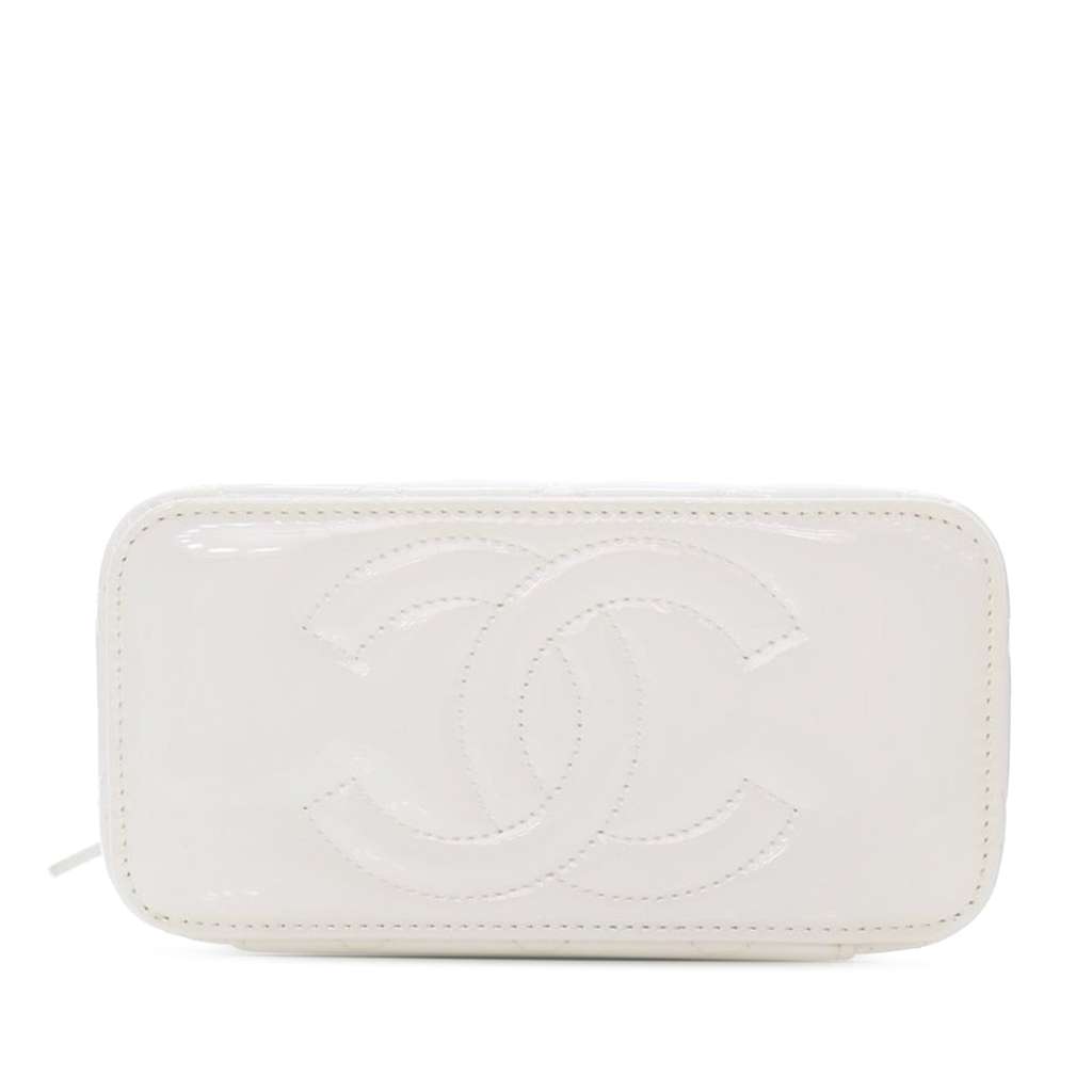 Chanel Small Quilted Patent Coco Heart Charms Vanity Case with Chain - Image 6