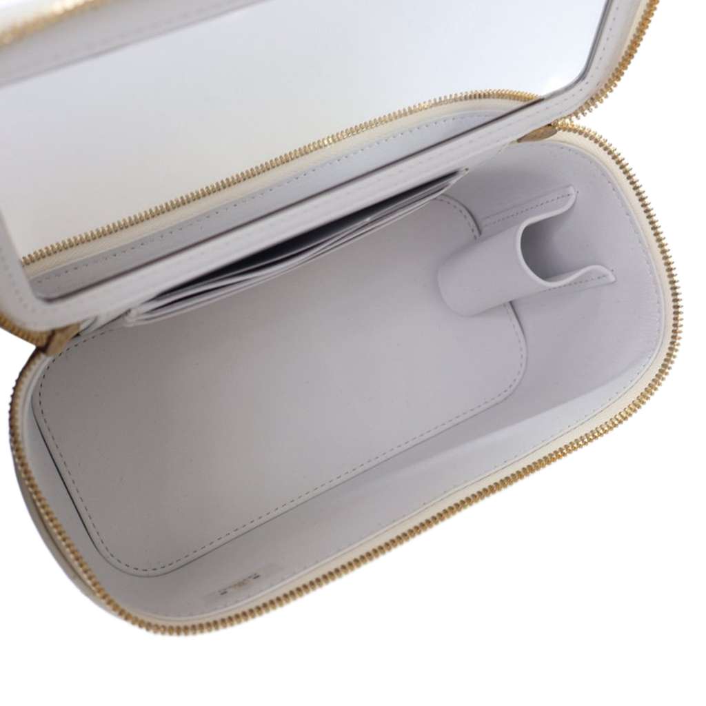 Chanel Small Quilted Patent Coco Heart Charms Vanity Case with Chain - 4