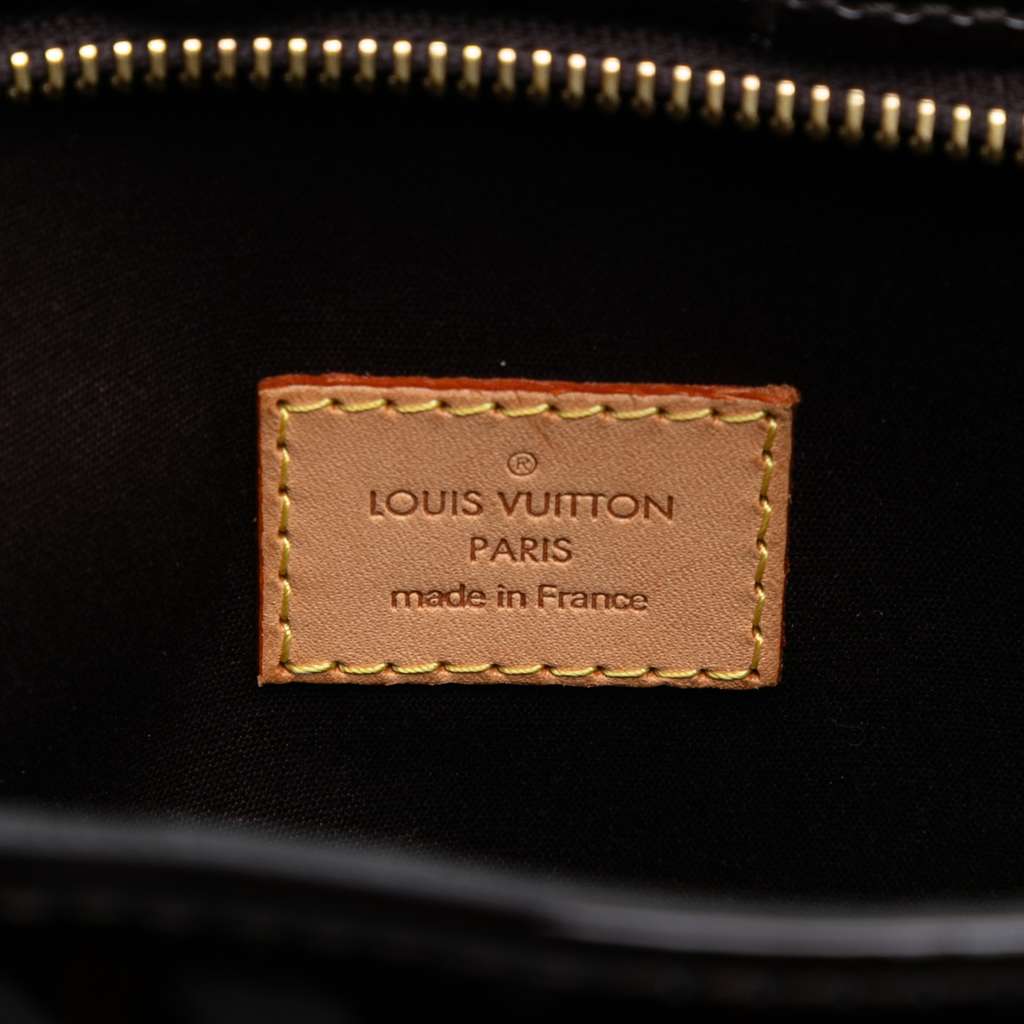 Louis Vuitton Monogram Vernis Brentwood - Side view