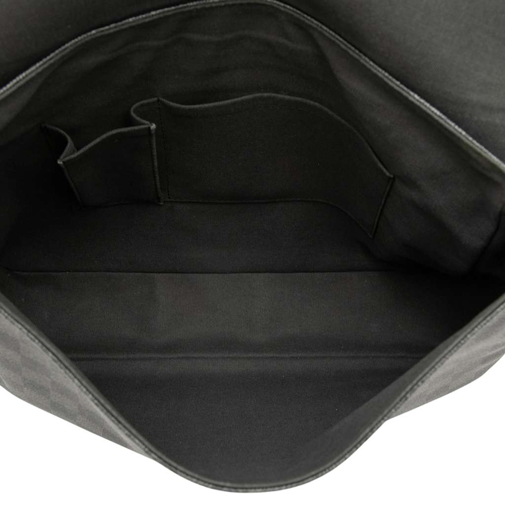 Louis Vuitton Damier Graphite Daniel GM - 4