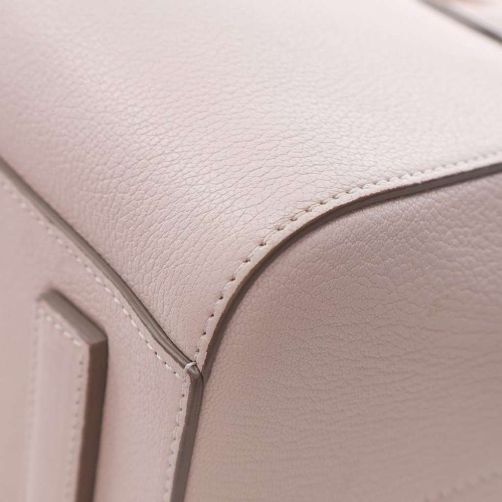 Givenchy Small Goatskin Antigona Satchel - Detail 2