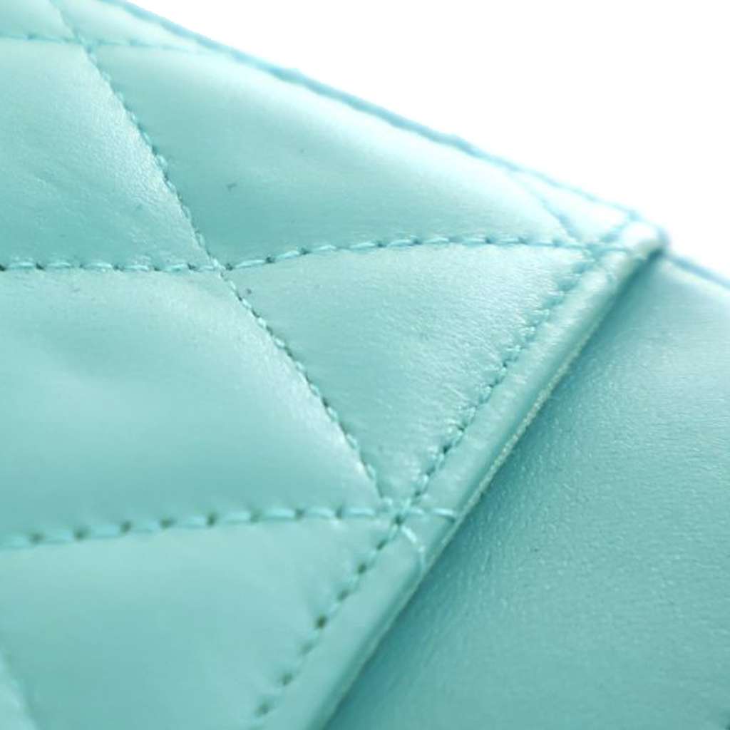 Chanel CC Quilted Lambskin Wallet On Chain - Detail 2