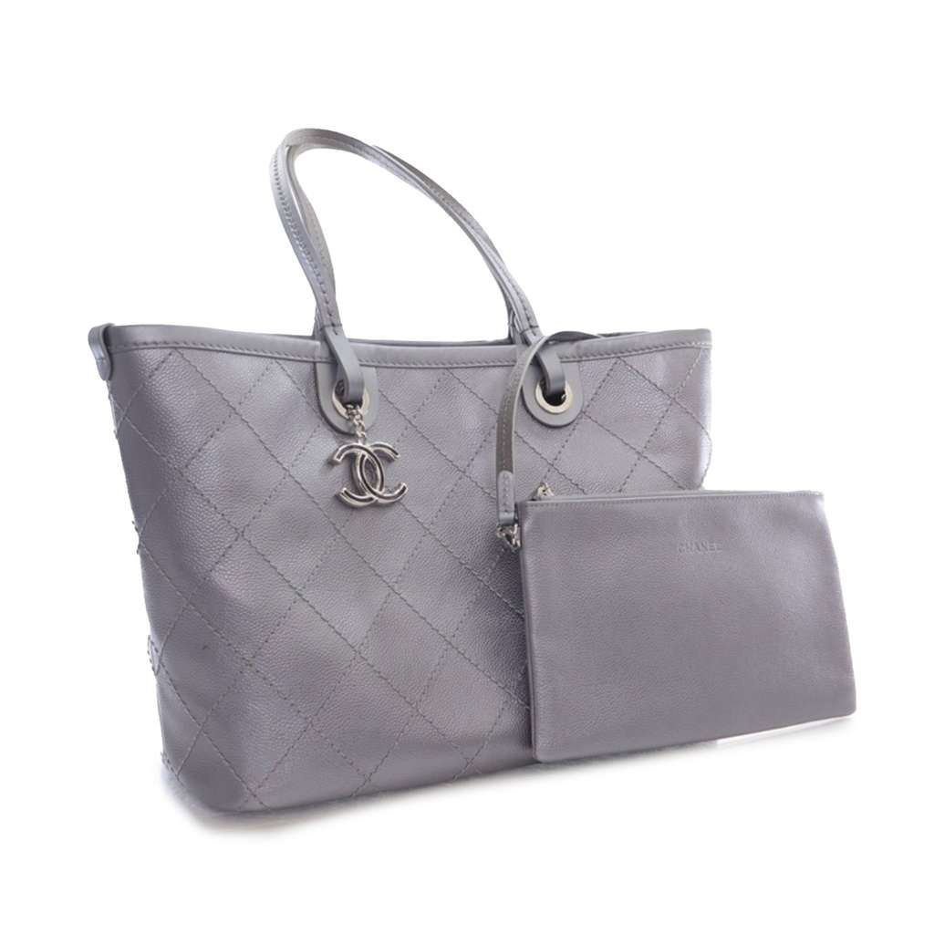 Chanel Large Quilted Metallic Caviar Shopping Fever Tote - Image 13