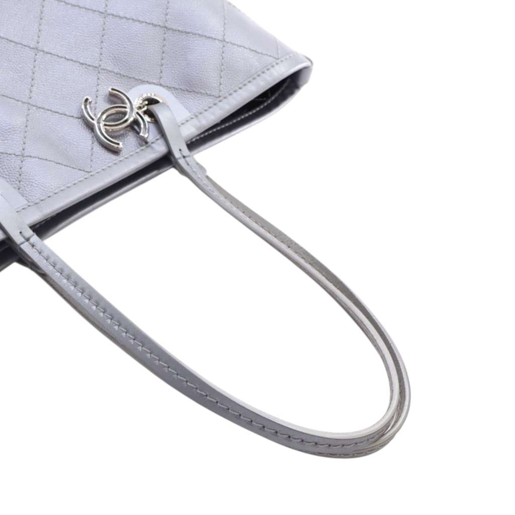 Chanel Large Quilted Metallic Caviar Shopping Fever Tote - Image 12