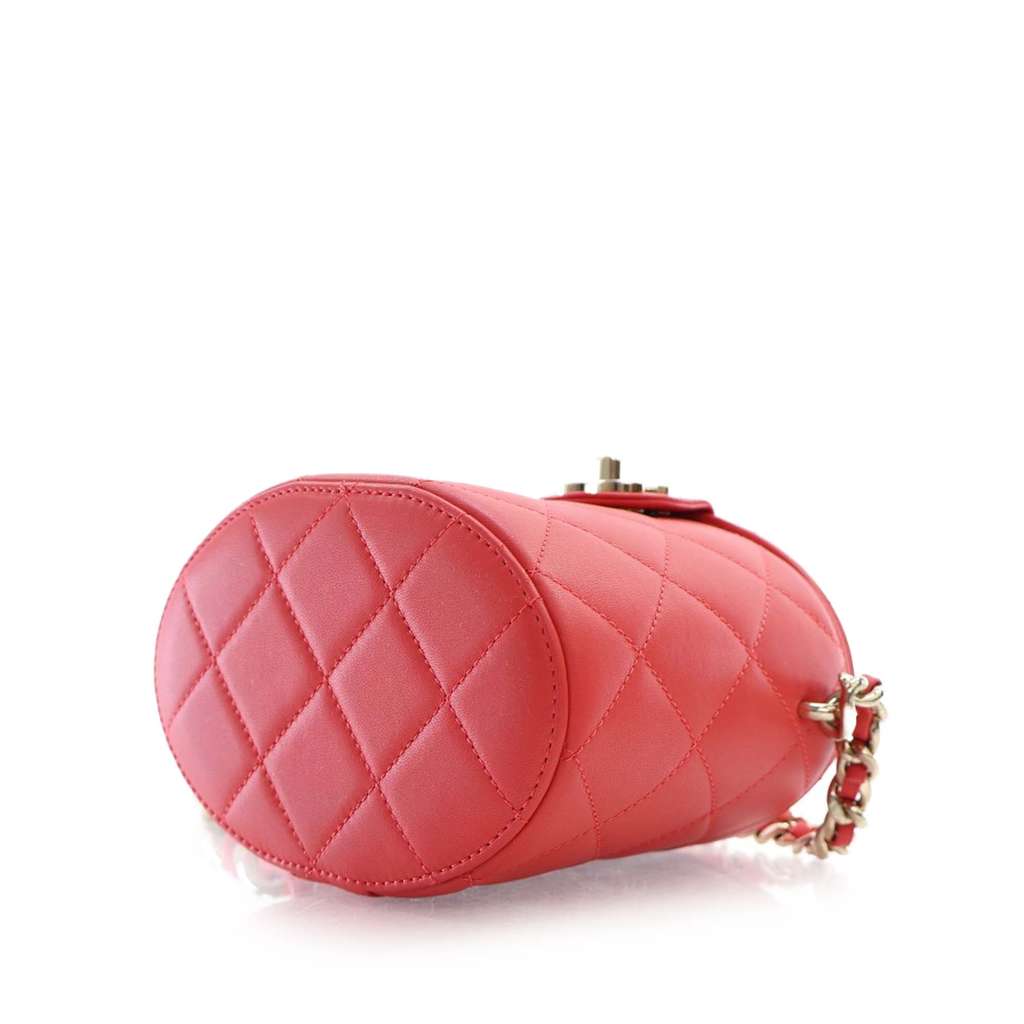 Chanel Small Quilted Lambskin Resin Elegant Chain Tubular Vanity Case - Detail 1
