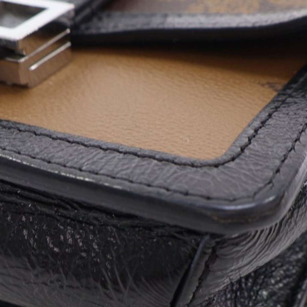 Louis Vuitton Monogram Giant Reverse Dauphine - Image 14