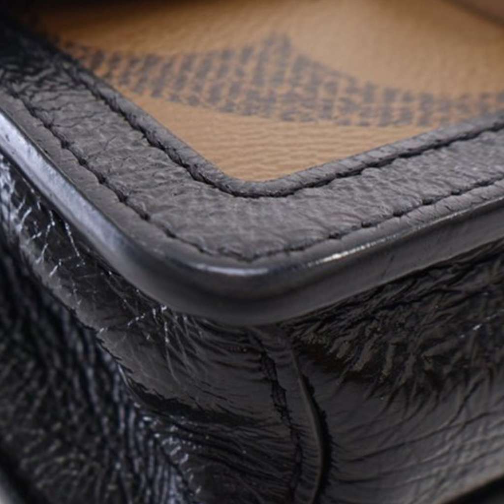 Louis Vuitton Monogram Giant Reverse Dauphine - Image 15