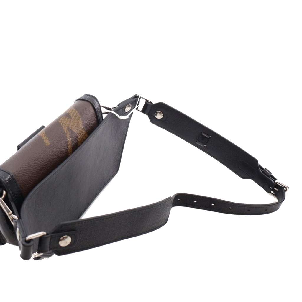 Louis Vuitton Monogram Giant Reverse Dauphine - Image 16