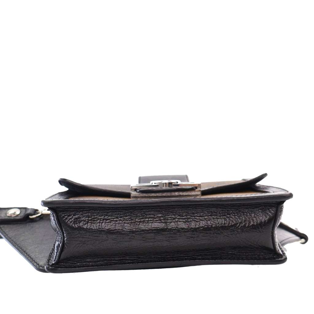 Louis Vuitton Monogram Giant Reverse Dauphine - Side view