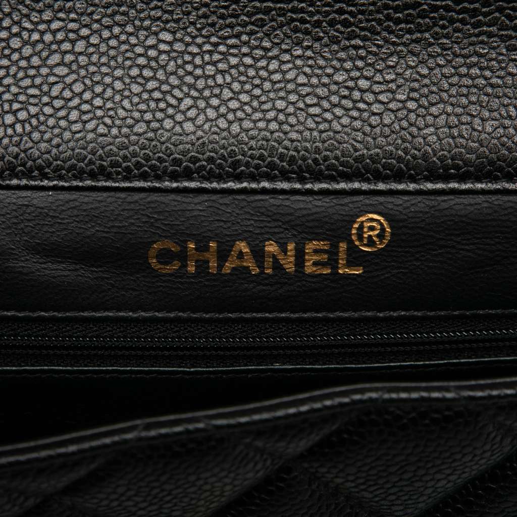 Chanel Jumbo Quilted Caviar Double Sided Flap - Detail 1
