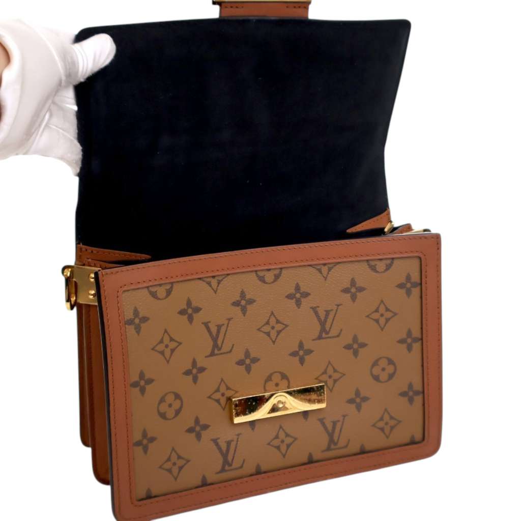 Louis Vuitton Monogram Reverse Dauphine MM - Detail 2