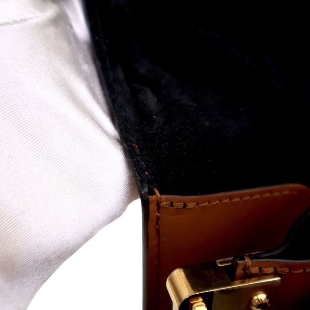 Louis Vuitton Monogram Reverse Dauphine MM - Image 10