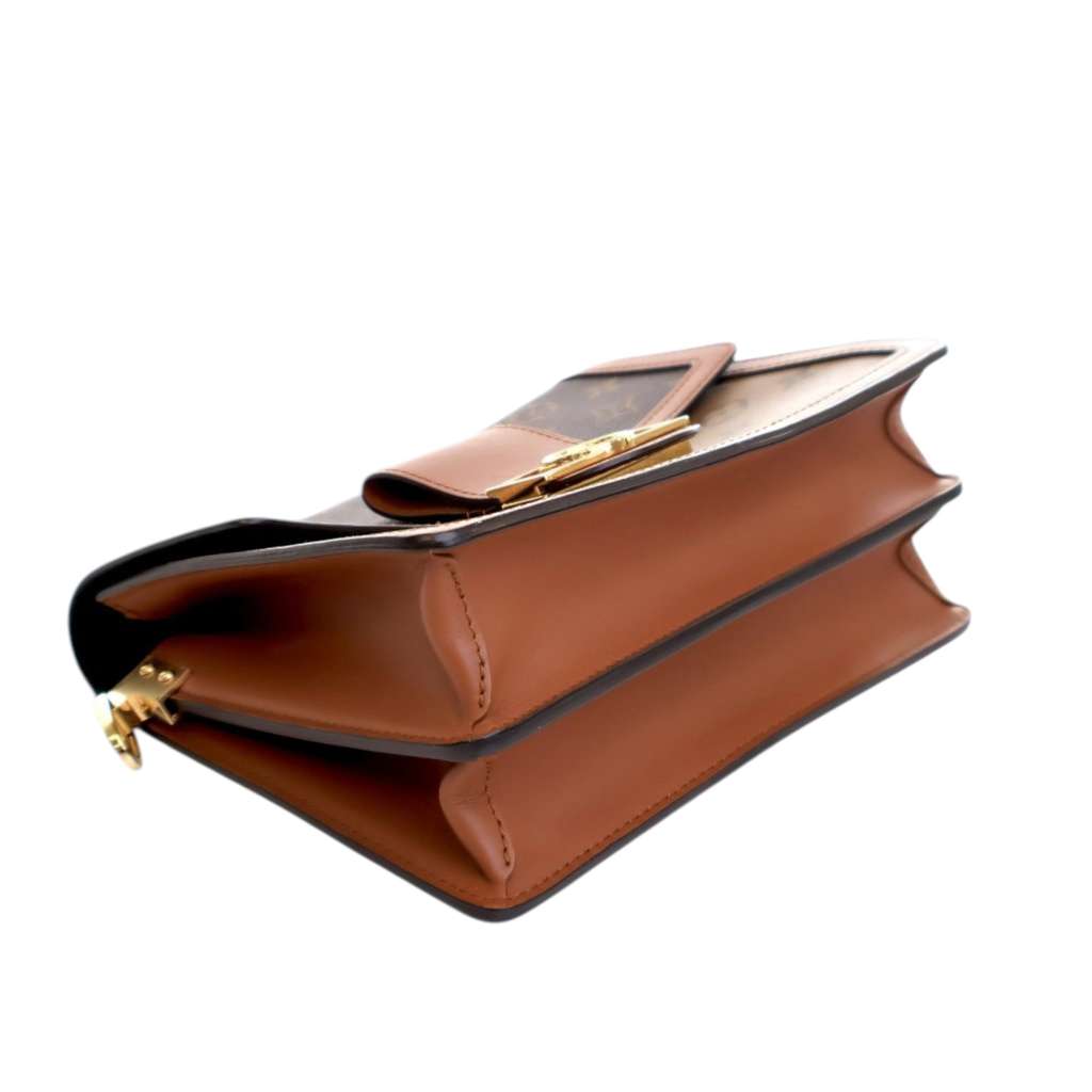 Louis Vuitton Monogram Reverse Dauphine MM - Image 12