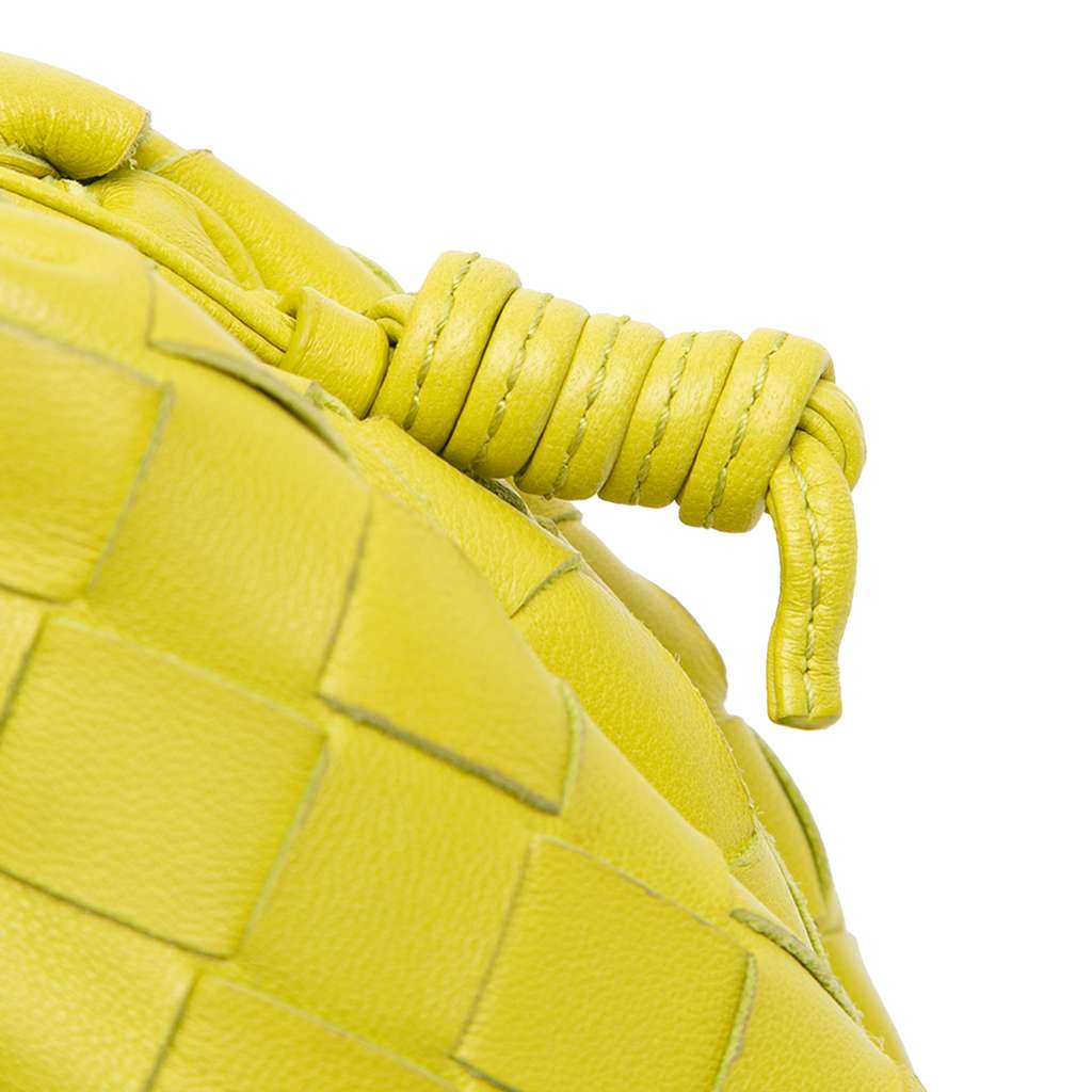 Bottega Veneta Nappa Intrecciato The Mini Pouch Crossbody - Detail 2