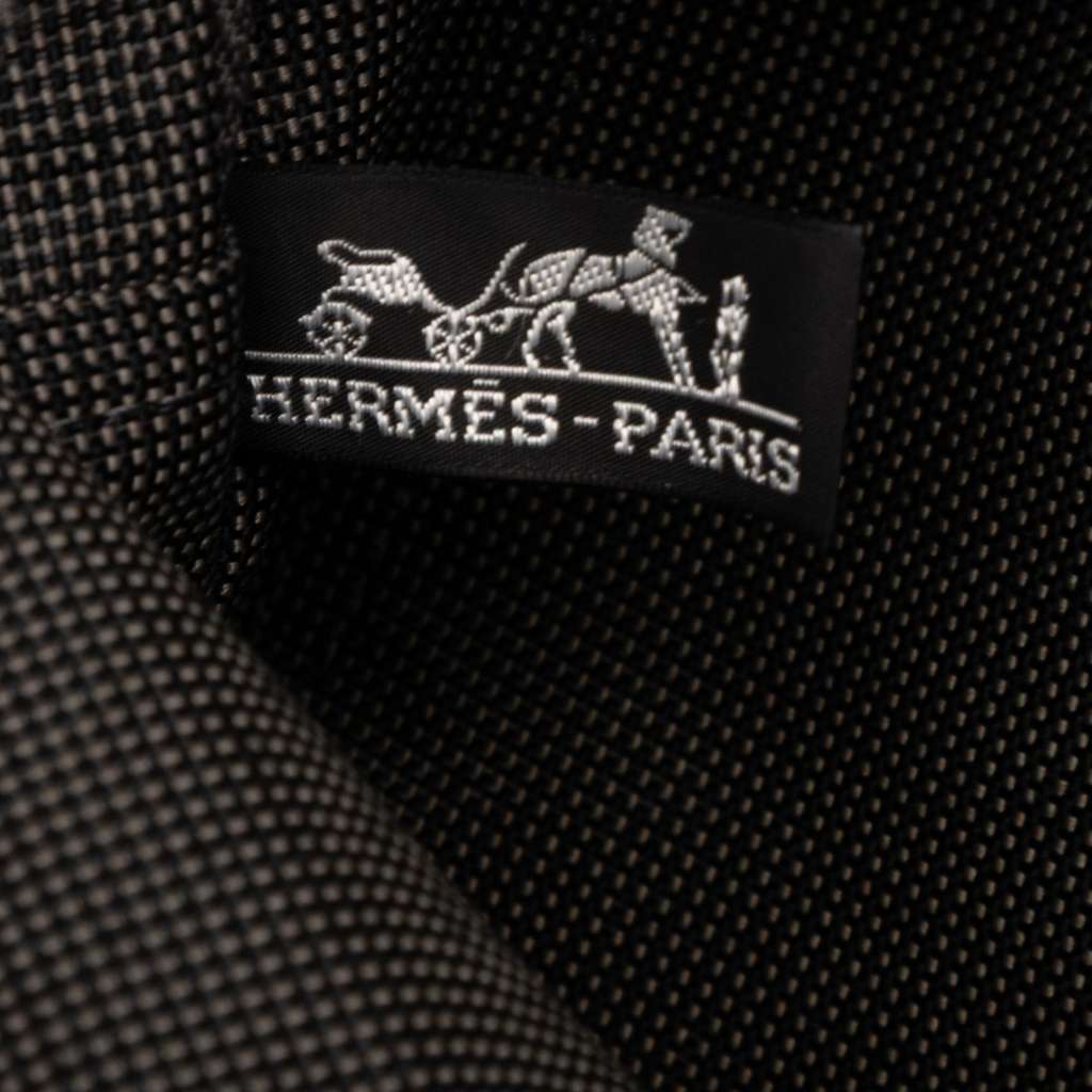 Hermès Canvas Herline MM - Side view