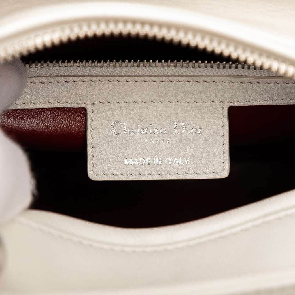 Dior Medium Lambskin Paradise Lady Dior - Side view