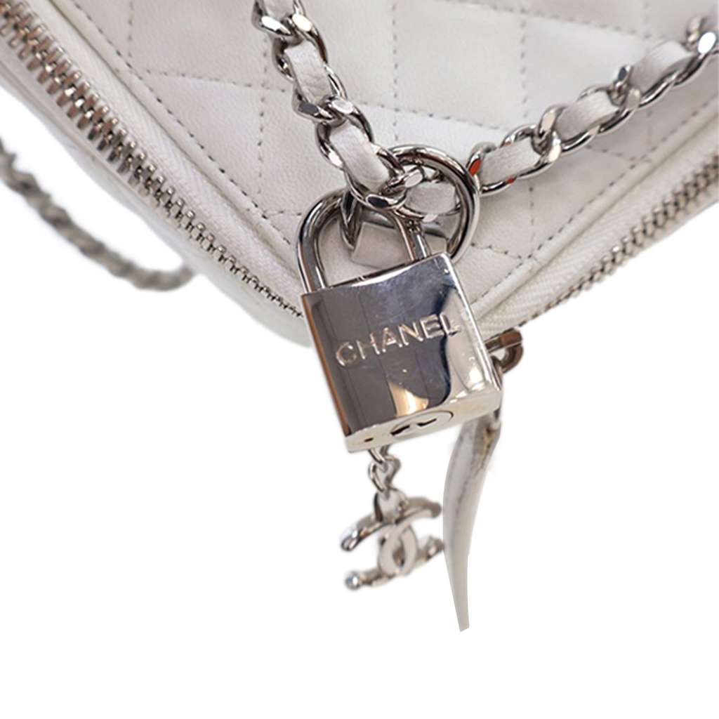 Chanel Large Quilted Lambskin Top Handle Jewelry Box With Chain - Image 12