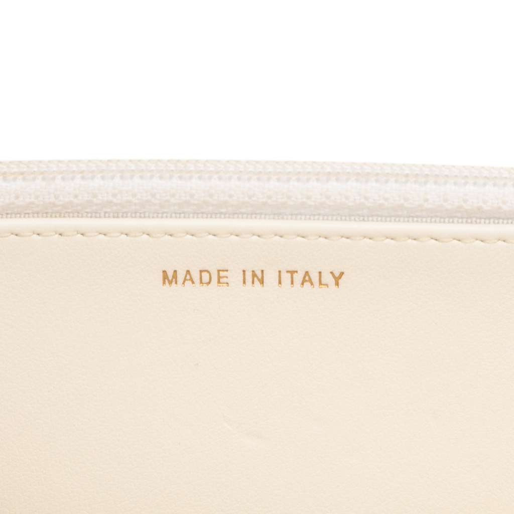 Chanel Quilted Caviar Boy Wallet on Chain - Detail 1