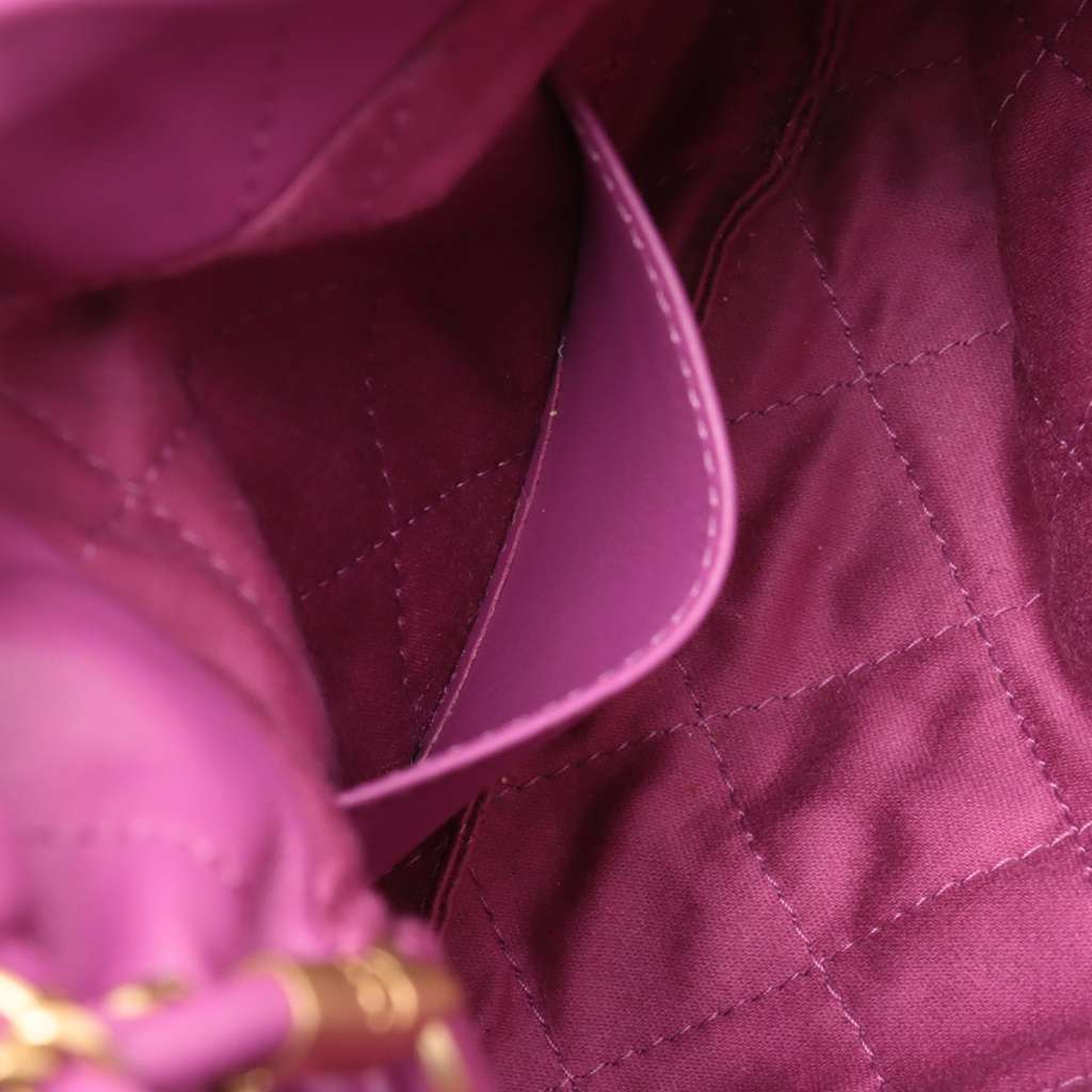 Chanel Mini Shiny Calfskin 22 Handbag - 4