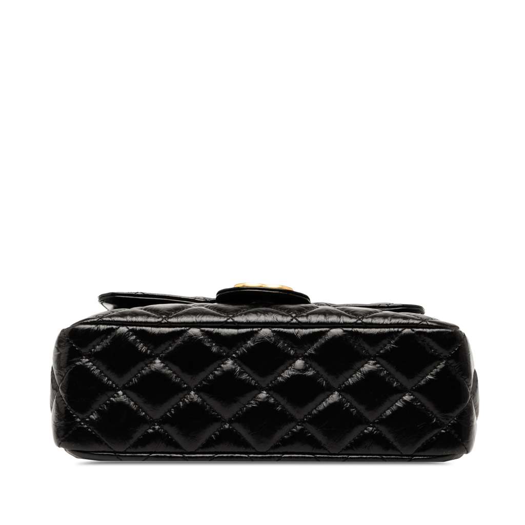 Chanel Medium Shiny Crumpled Calfskin Wavy CC Hobo - Image 6