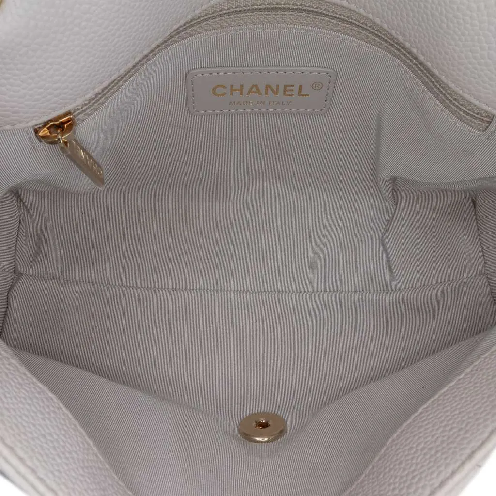 Chanel Small Stitched Caviar City Walk Flap White Leather Very good - Model View