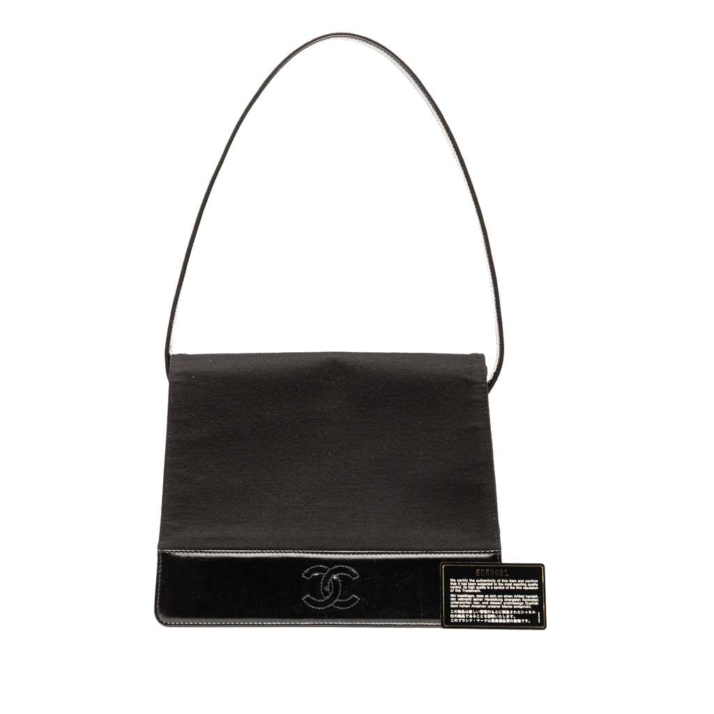 Chanel CC Jersey and Patent Shoulder Bag - Image 11