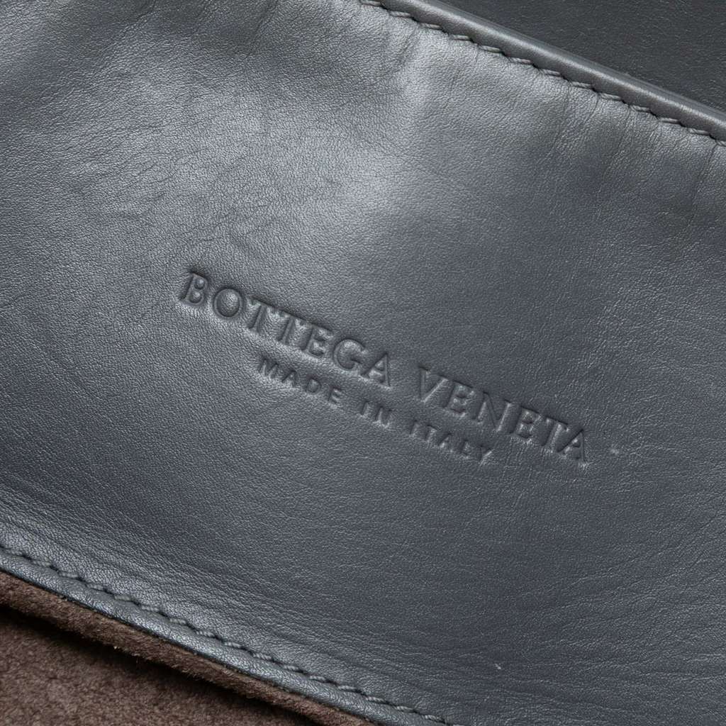 Bottega Veneta Medium Nappa Intrecciato Roma Tote - Side view