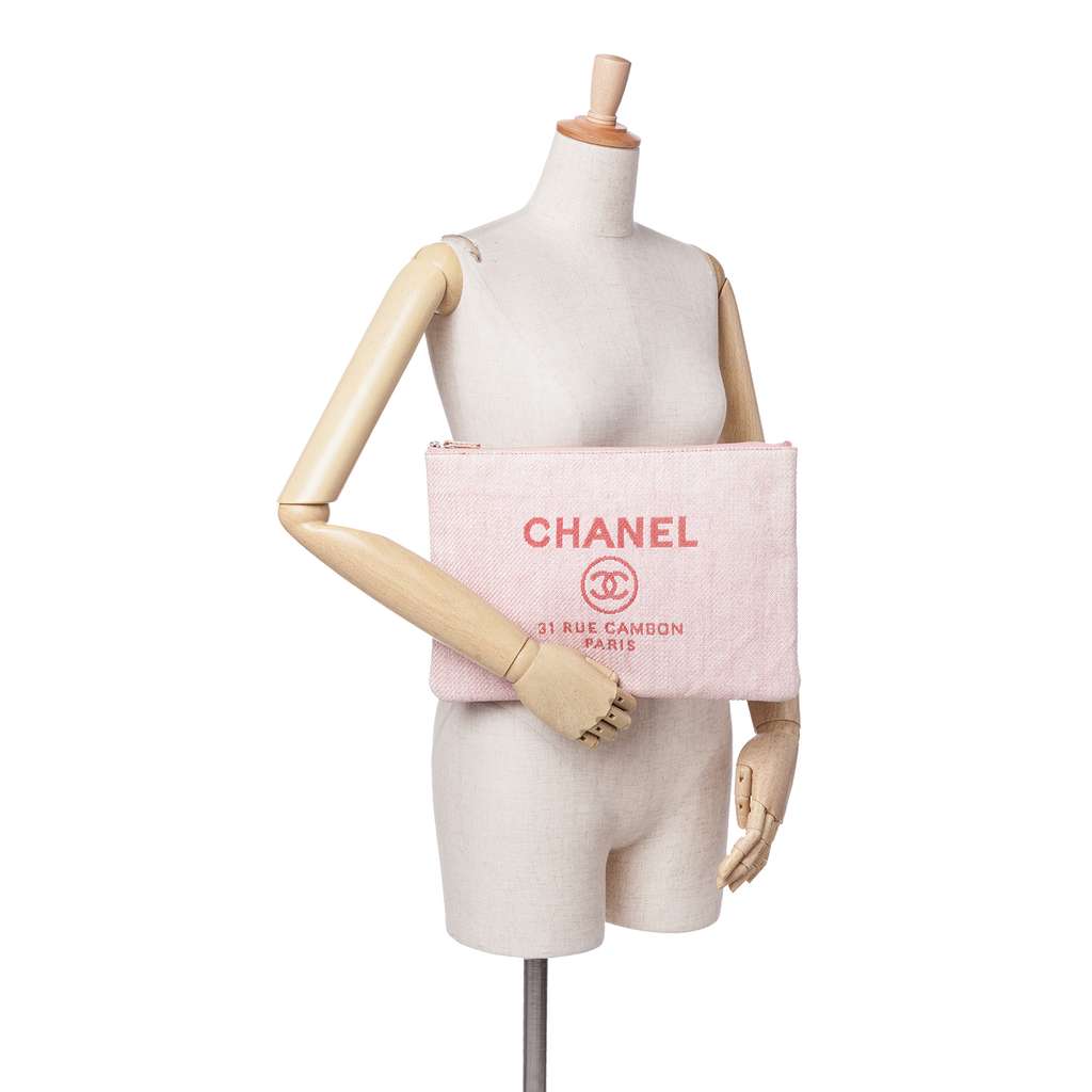 Chanel Large Raffia Deauville O Case Clutch - Image 12