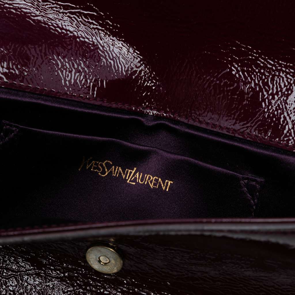 Saint Laurent Small Textured Patent Belle De Jour Clutch - Side view